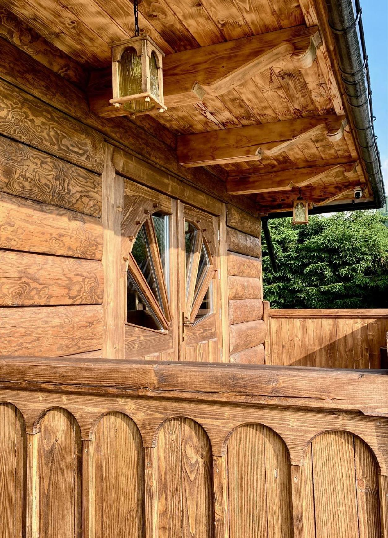 Lesna Chalet *